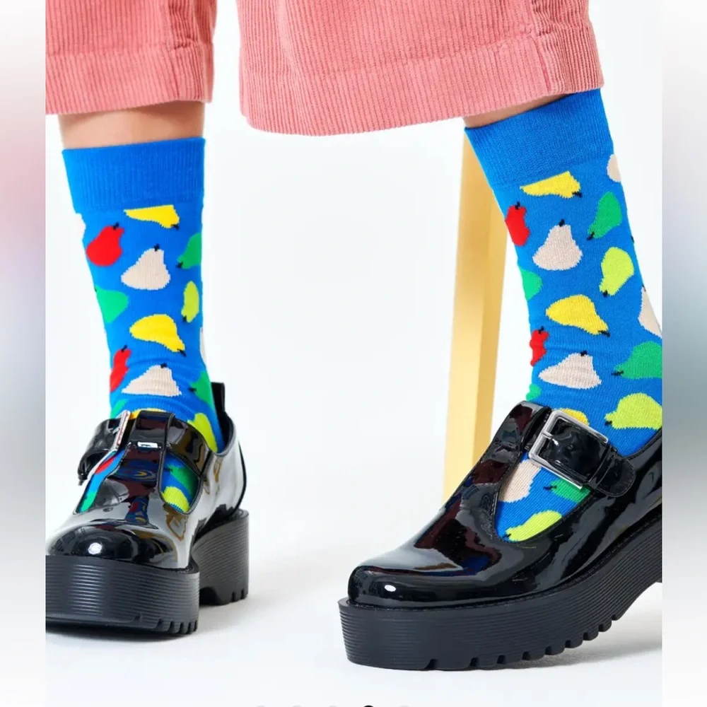 NWOT Happy Socks - Pear Socks